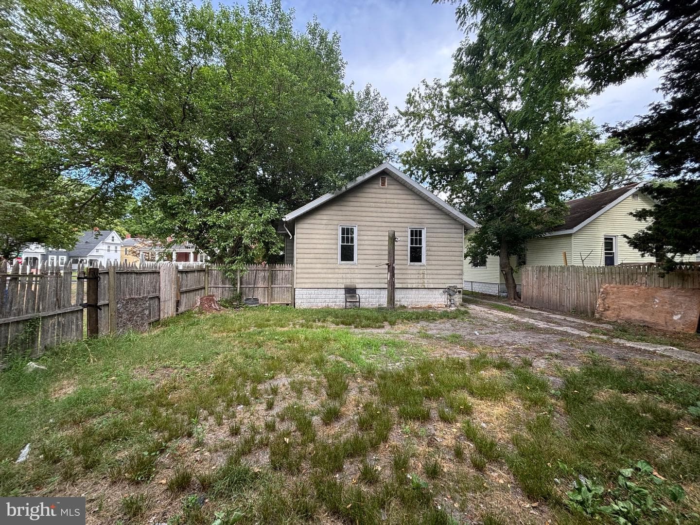 604 Light Street photo 4