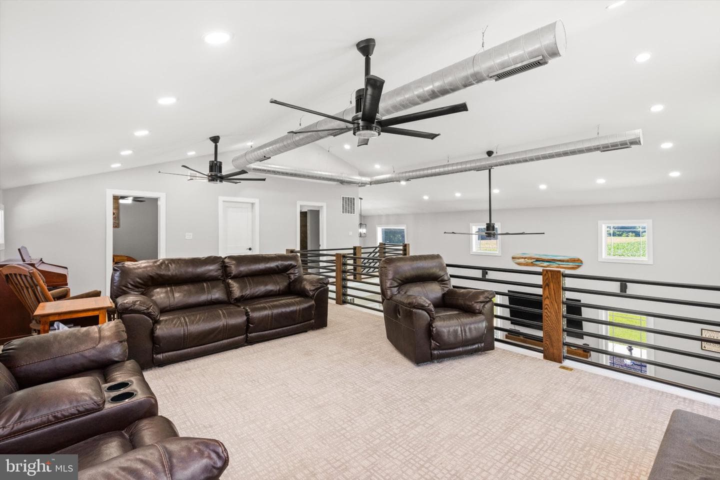 4505 Burbage Crossing Road photo 22