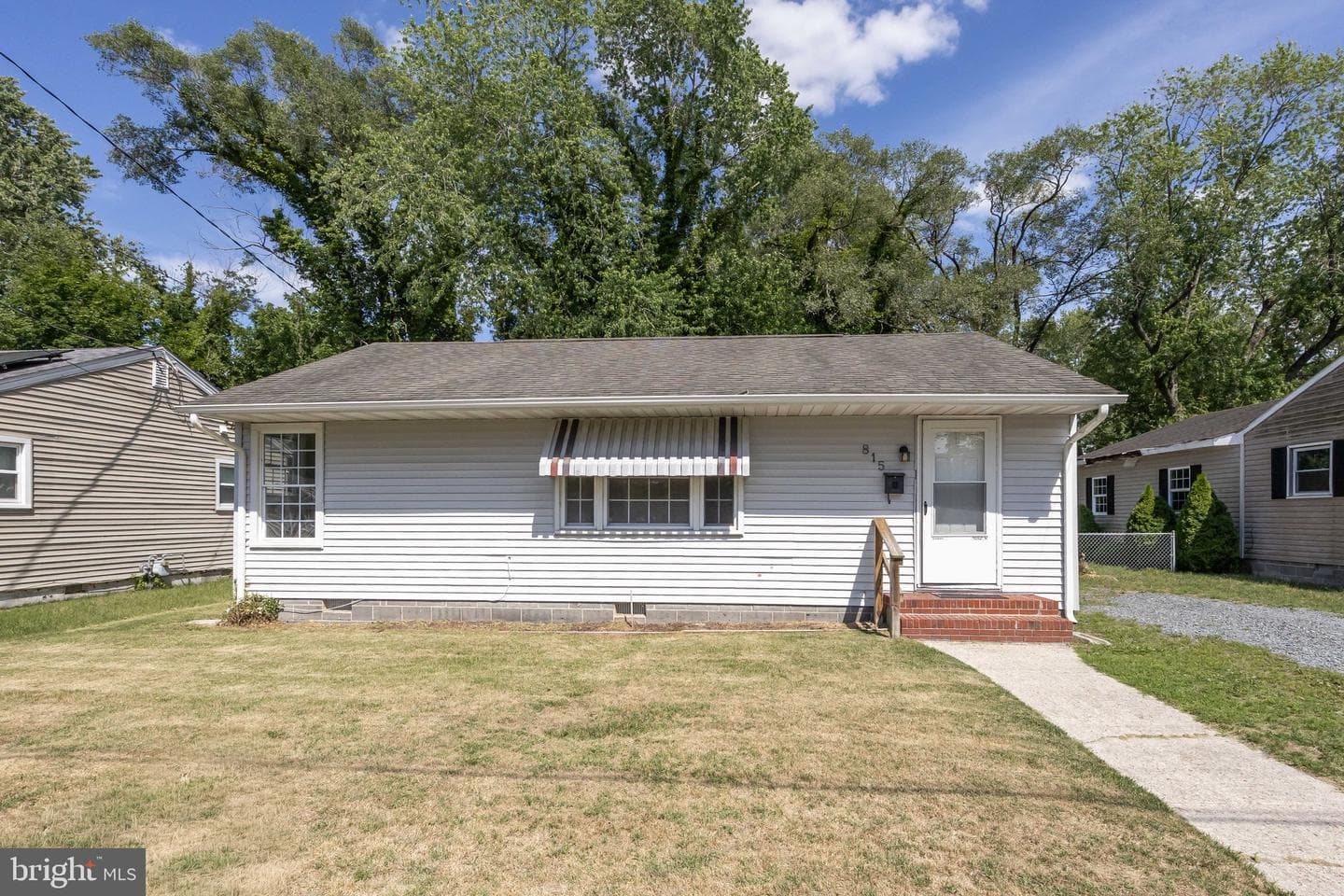 815 Roger Street photo 3