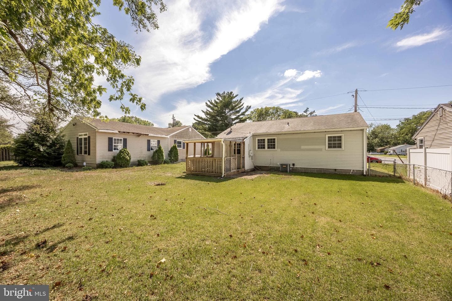 815 Roger Street photo 30