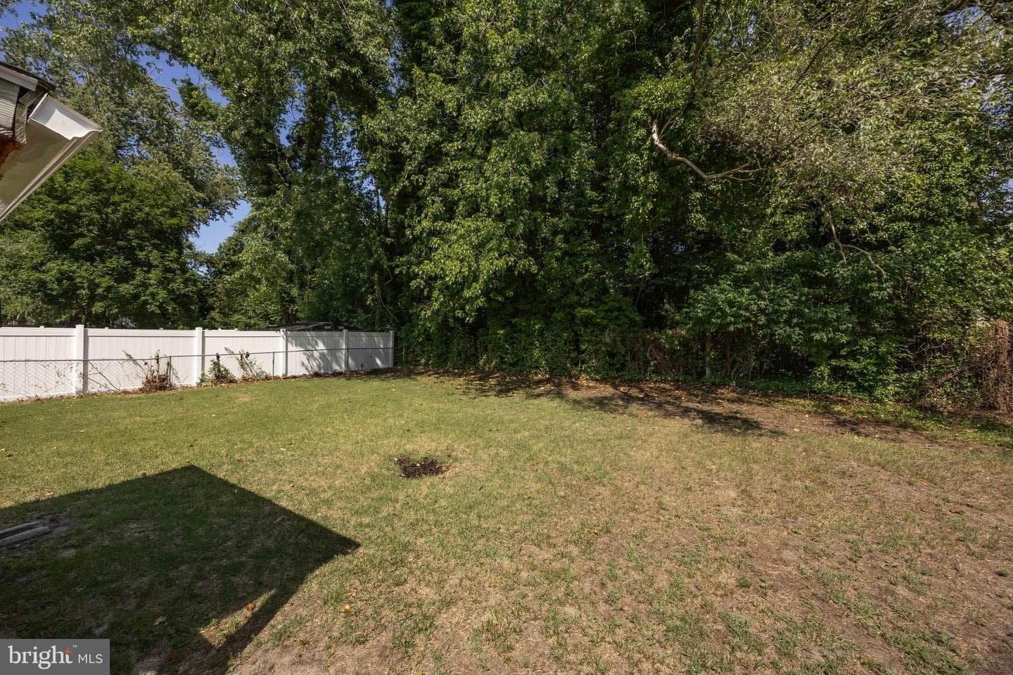 815 Roger Street photo 34