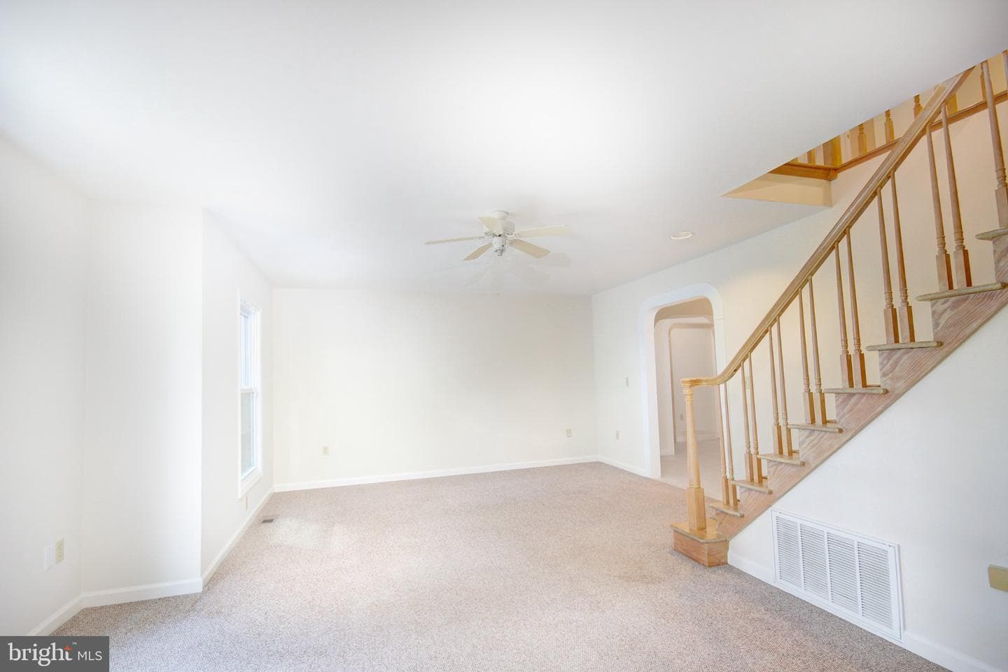 913 S Schumaker Drive photo 8