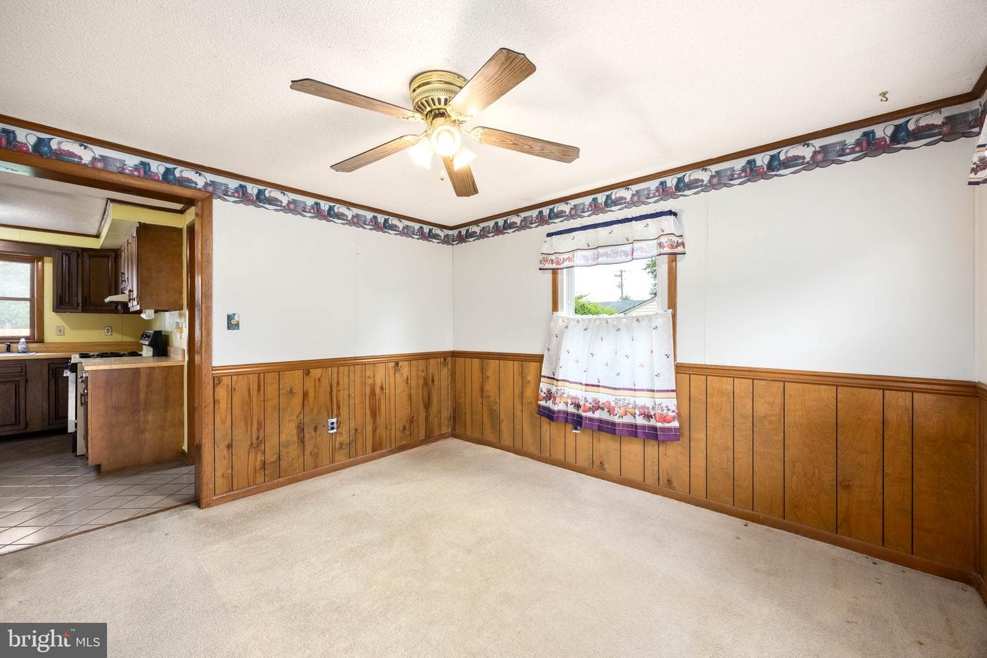 304 Calvin Drive photo 14