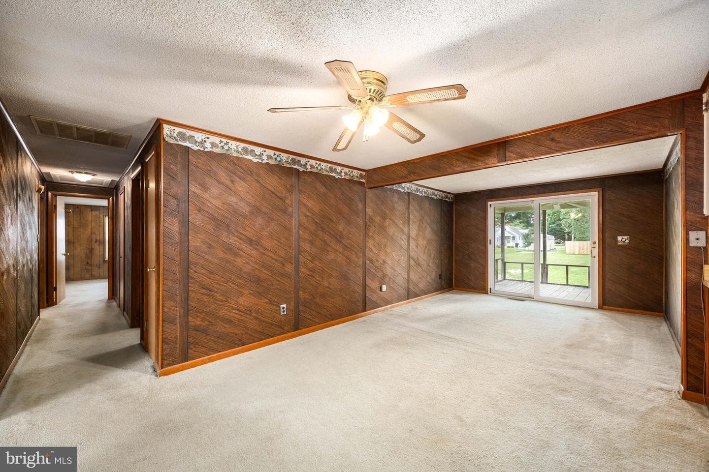 304 Calvin Drive photo 24