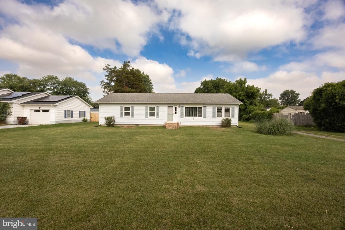 304 Calvin Drive photo 3