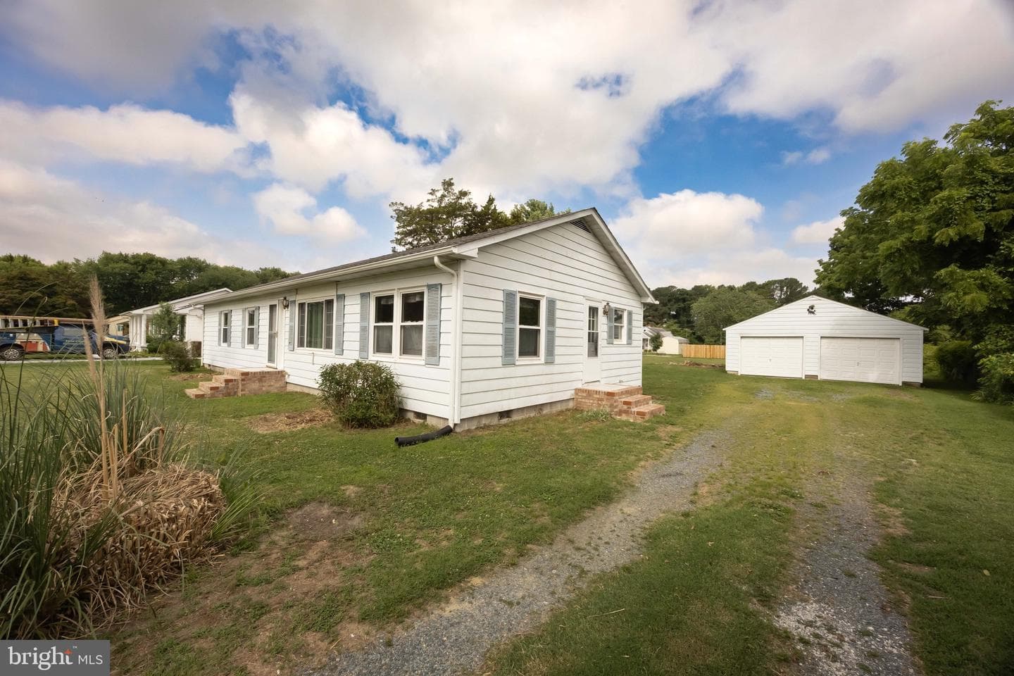 304 Calvin Drive photo 6