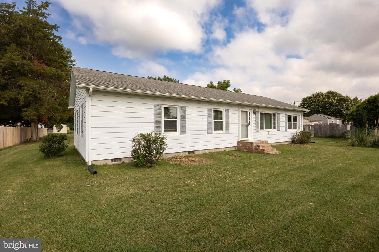 304 Calvin Drive photo 8
