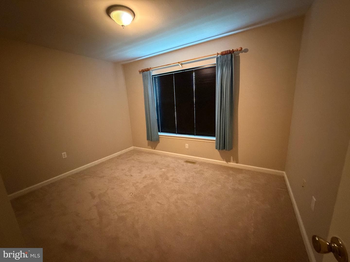 8754 Lynch Drive photo 11