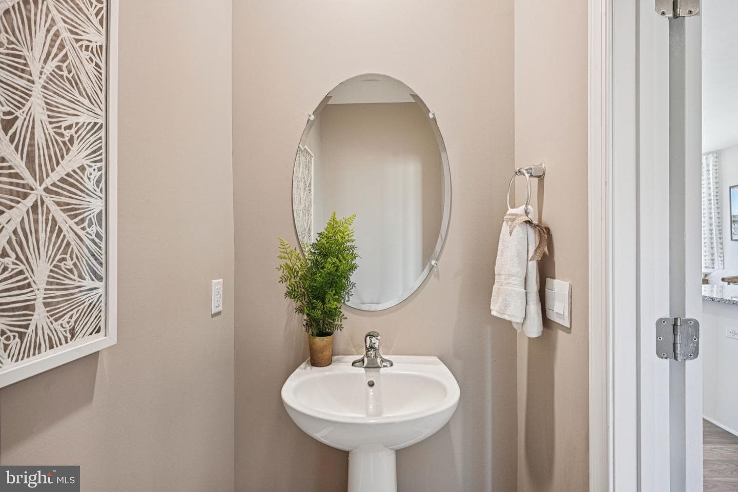 1152 Fairview Lane photo 4