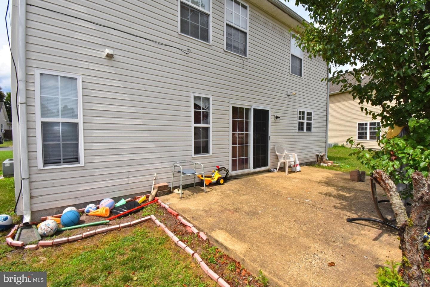 203 Castlebar Drive photo 7