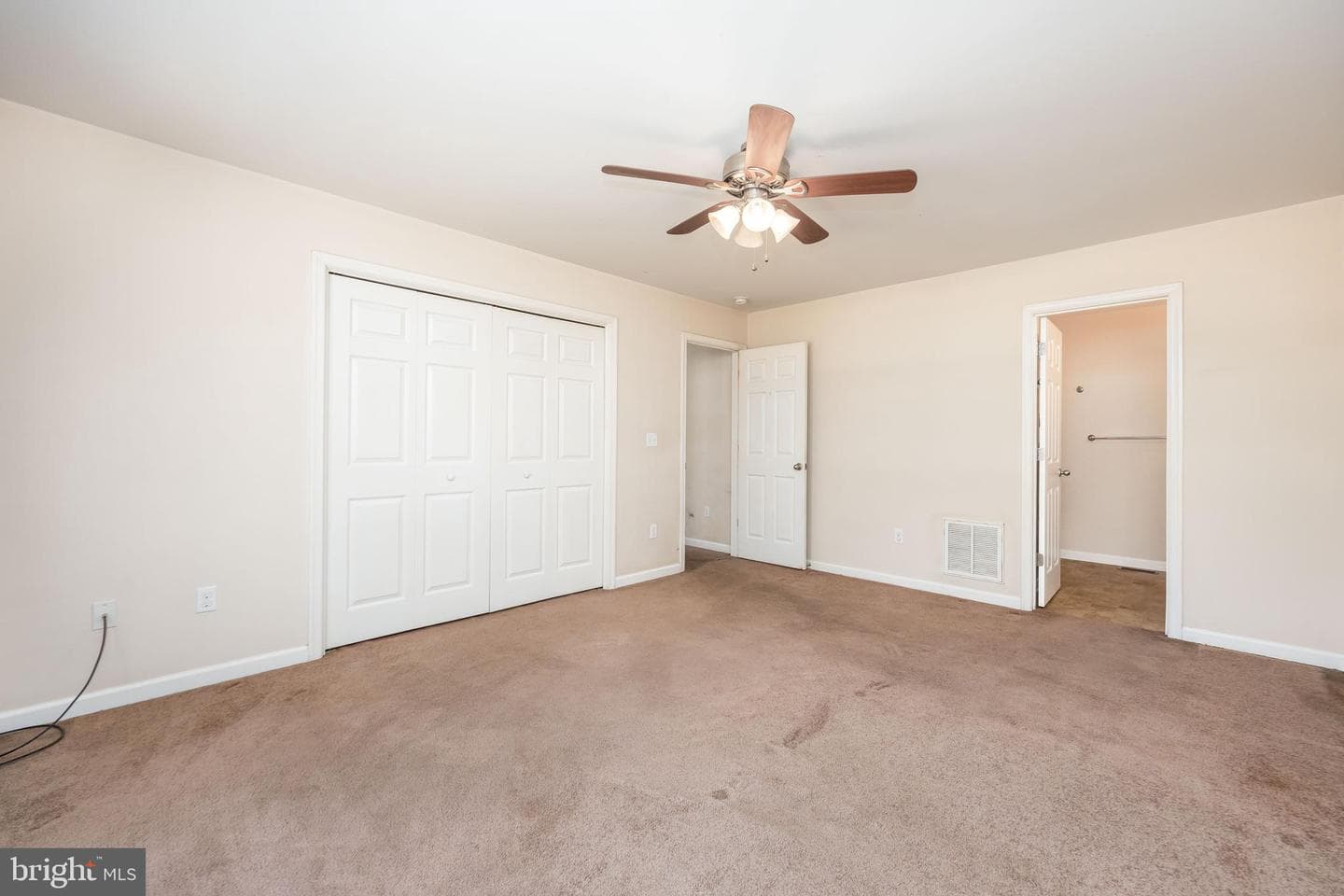6033 Deer Creek Drive photo 26