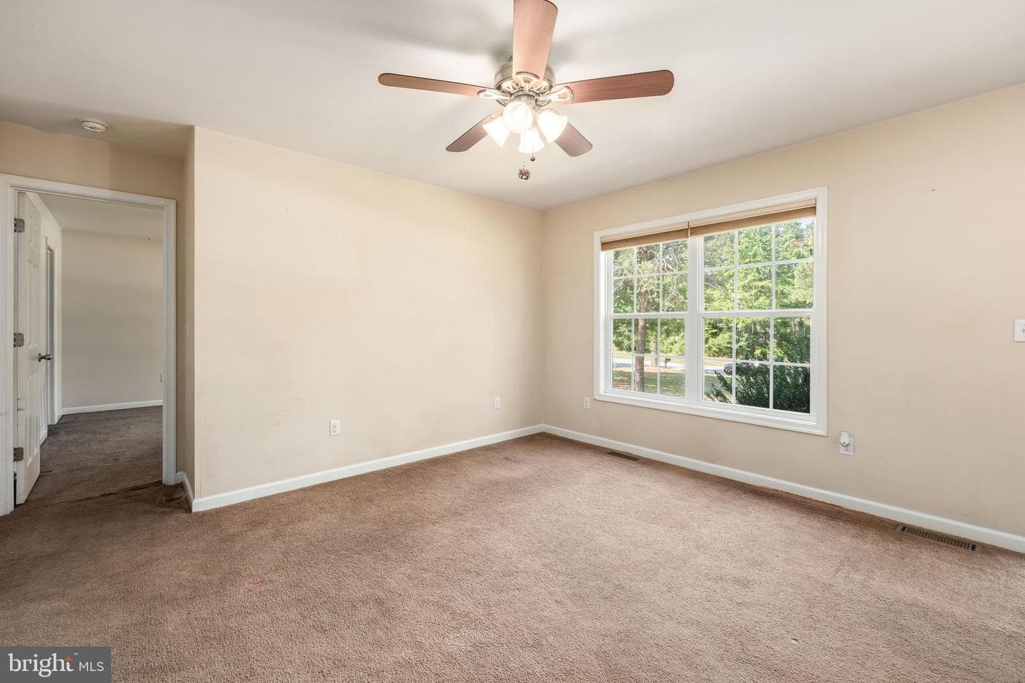 6033 Deer Creek Drive photo 6