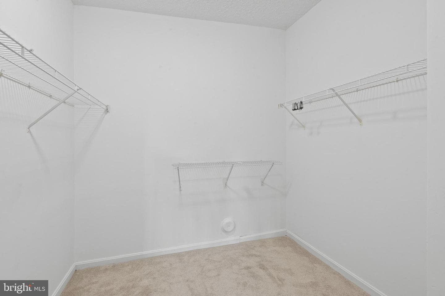 9002 Executive Club Drive photo 8