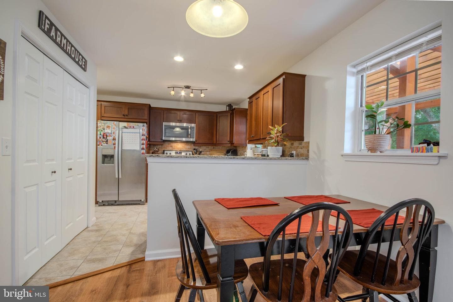 5918 Rockawalkin Road photo 8