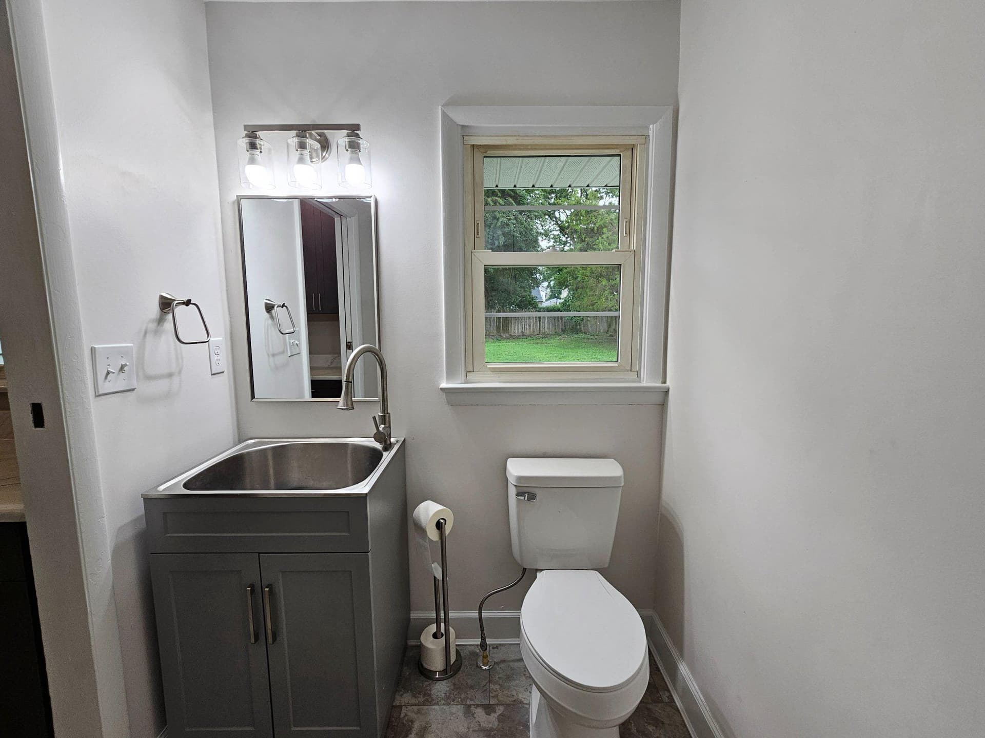 122 Hall Drive photo 28