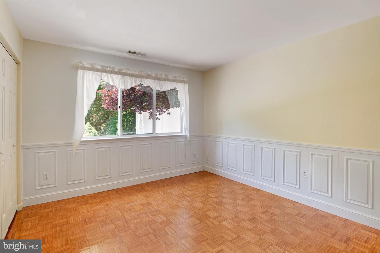 1018 Bayshore Court photo 29