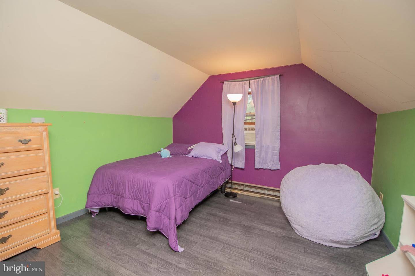 352 Carey Avenue photo 9
