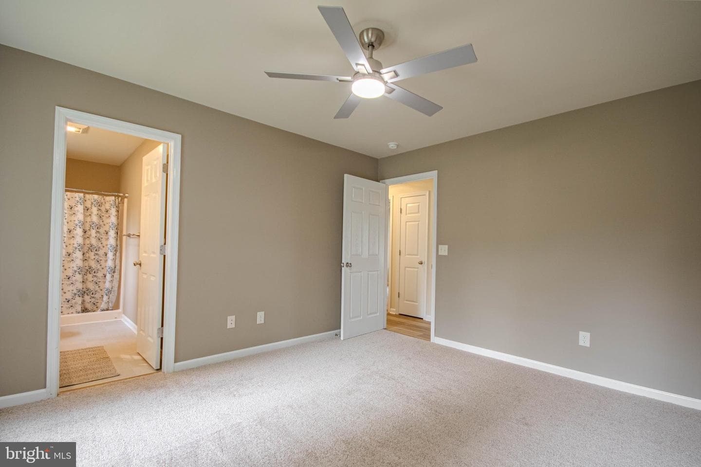 406 Bethel Street photo 13
