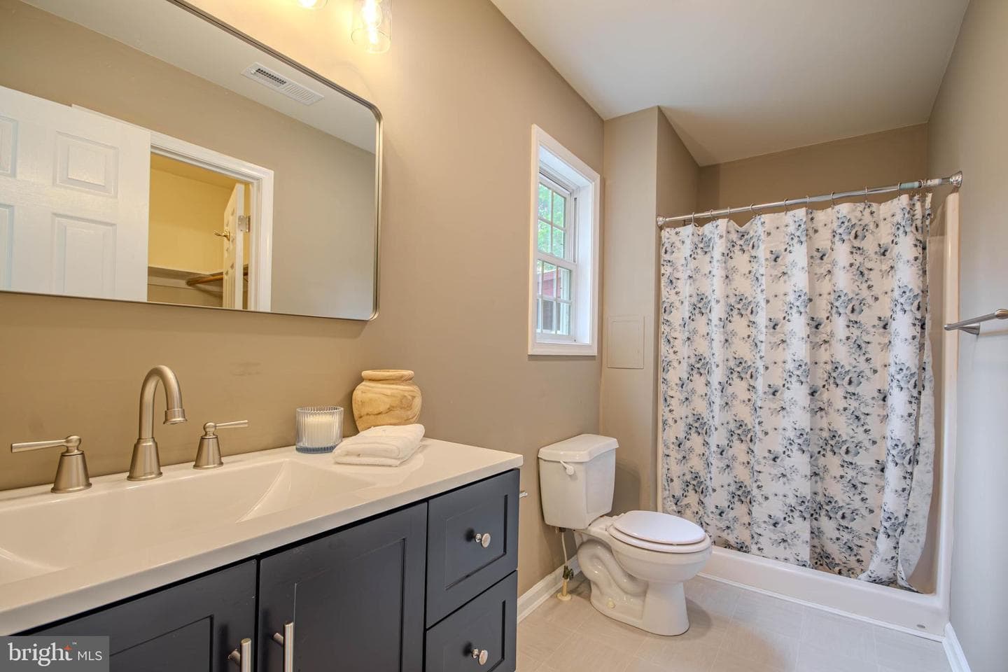 406 Bethel Street photo 14