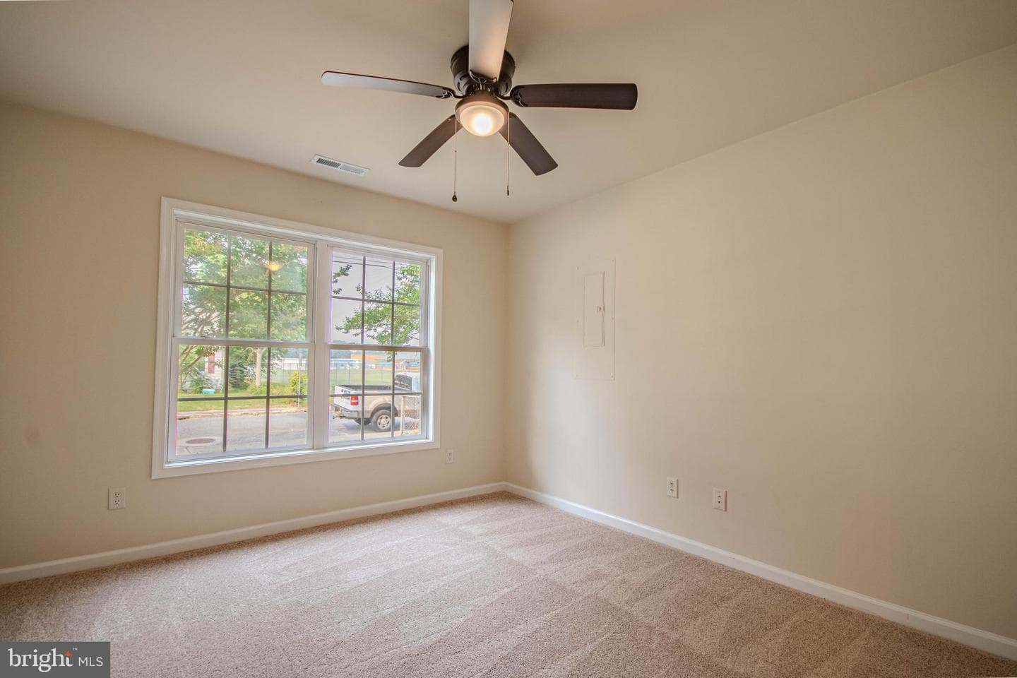 406 Bethel Street photo 19