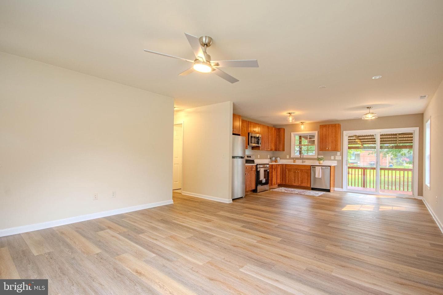 406 Bethel Street photo 5