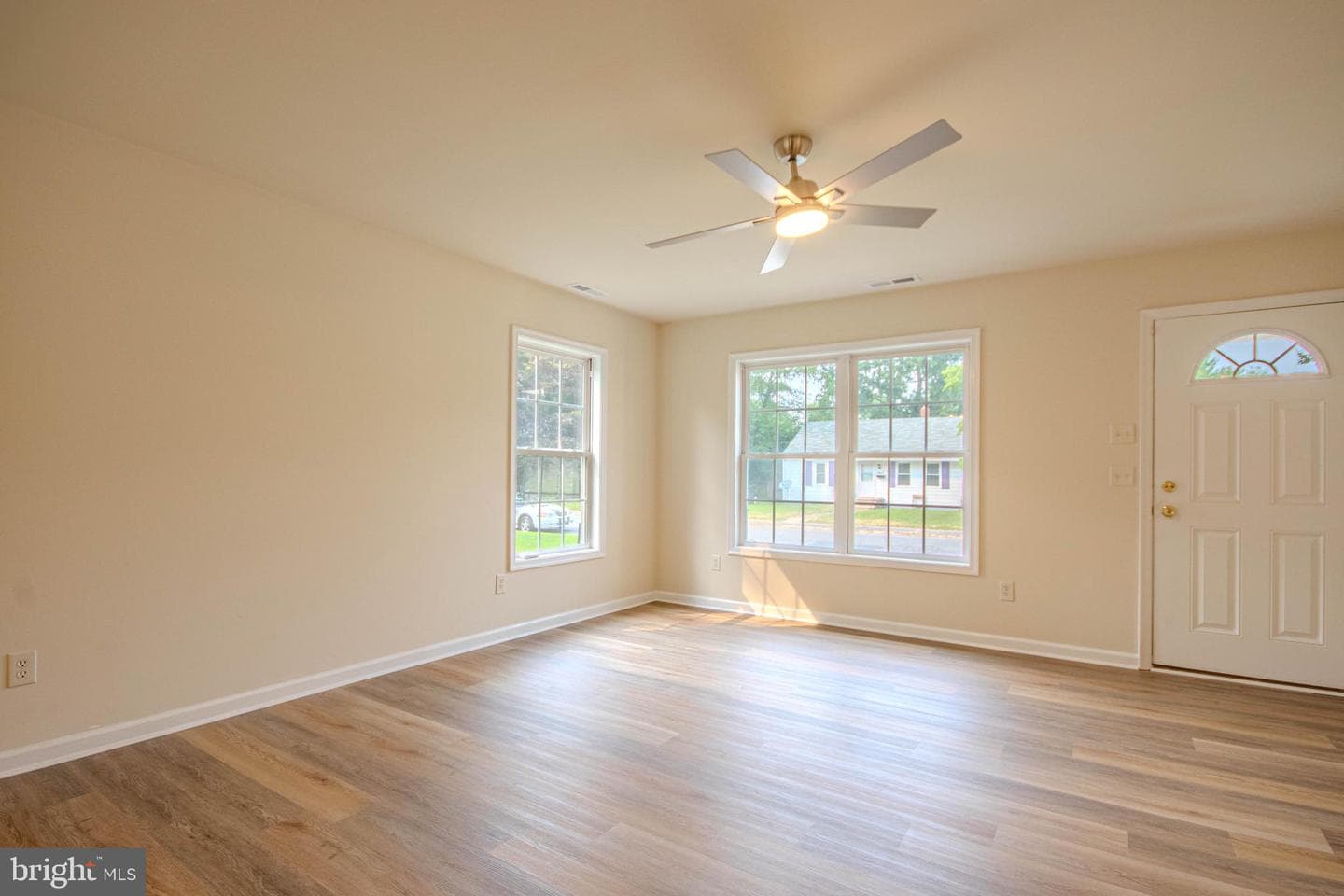406 Bethel Street photo 6