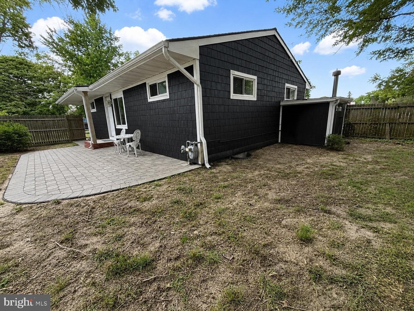 1021 Spring Avenue photo 5
