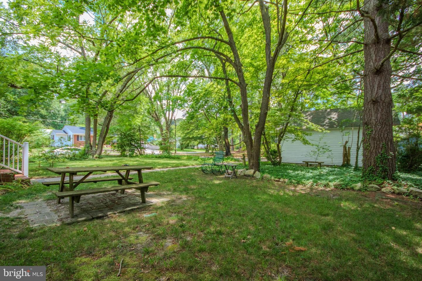 512 W College Avenue photo 41
