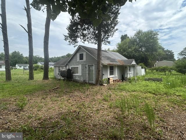 907 Chippewa Boulevard photo 4