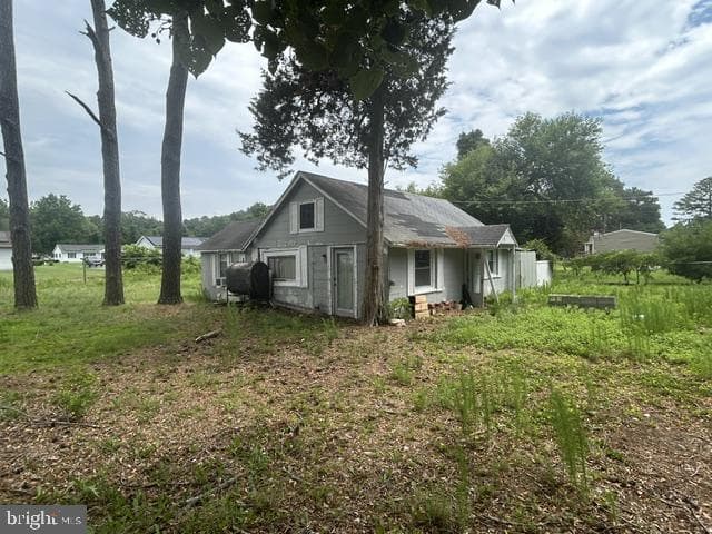 907 Chippewa Boulevard photo 5