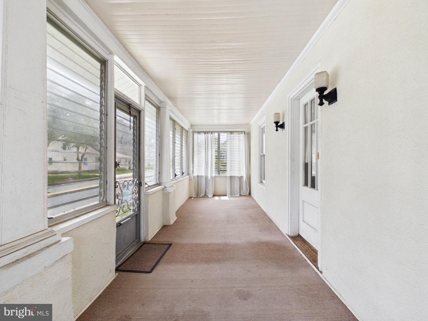310 Lillian Street photo 10