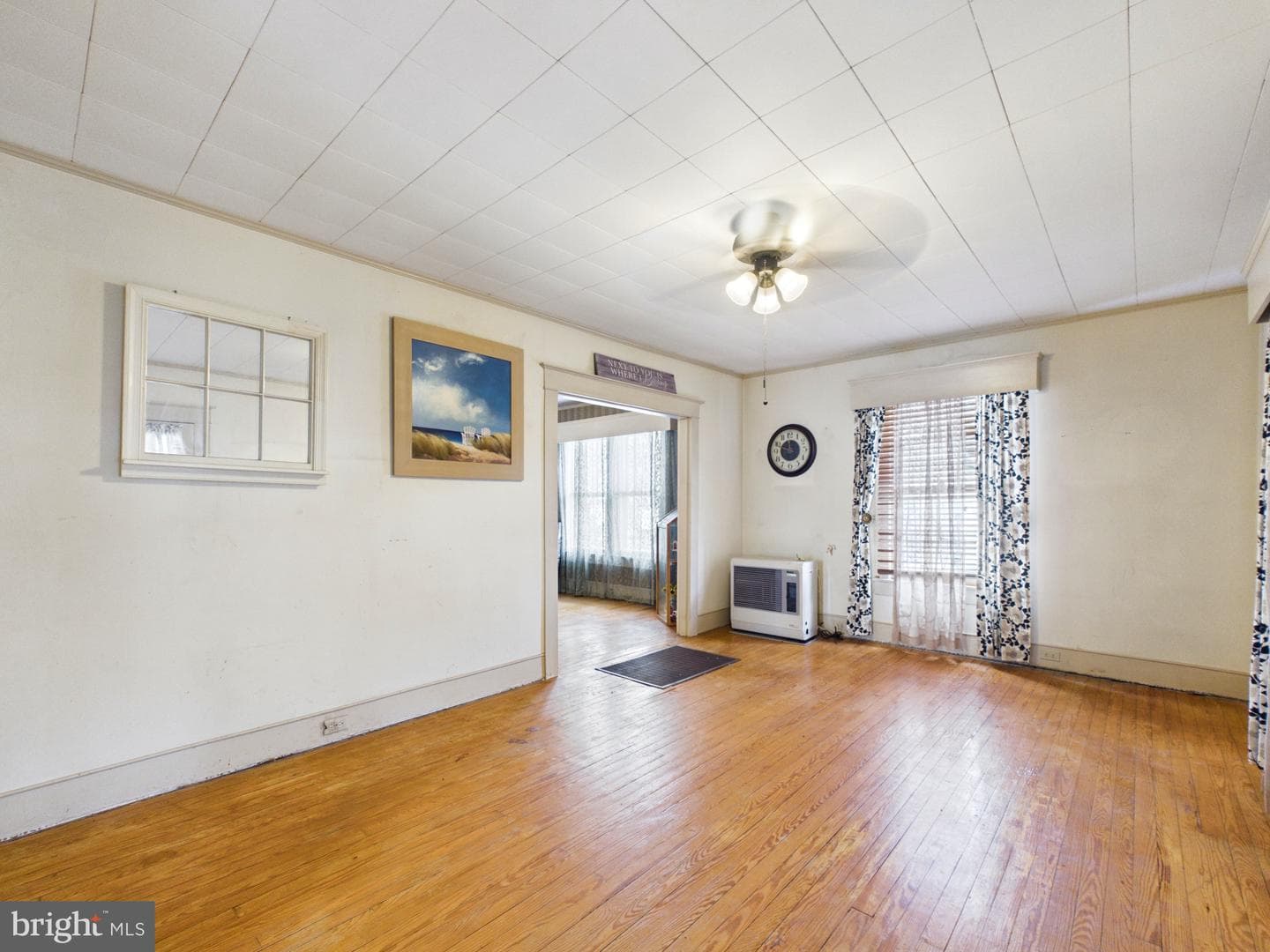 310 Lillian Street photo 13