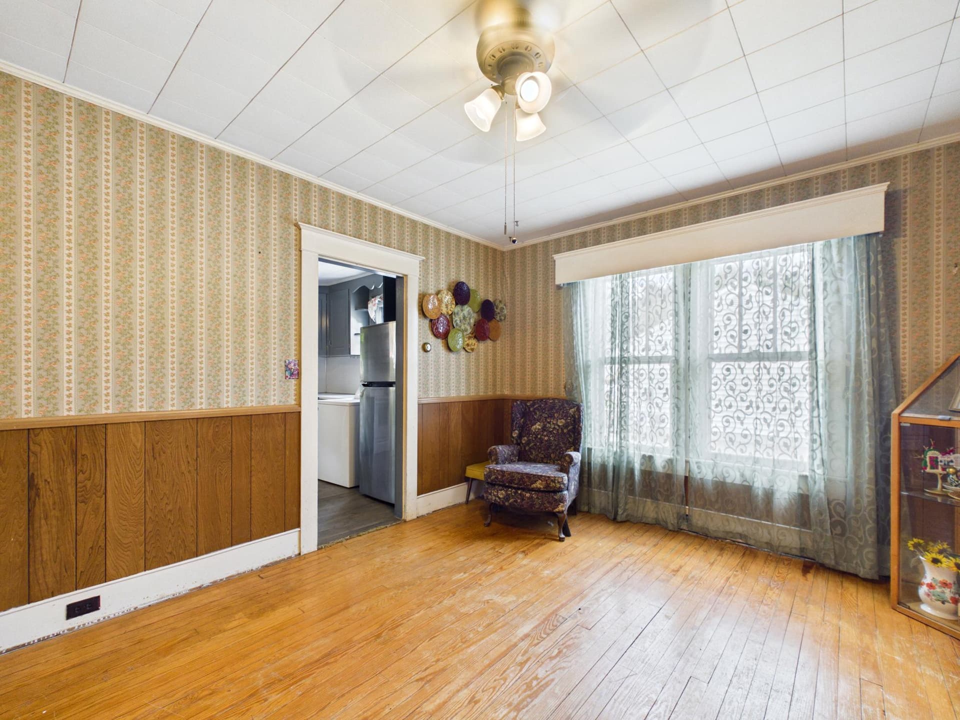 310 Lillian Street photo 15