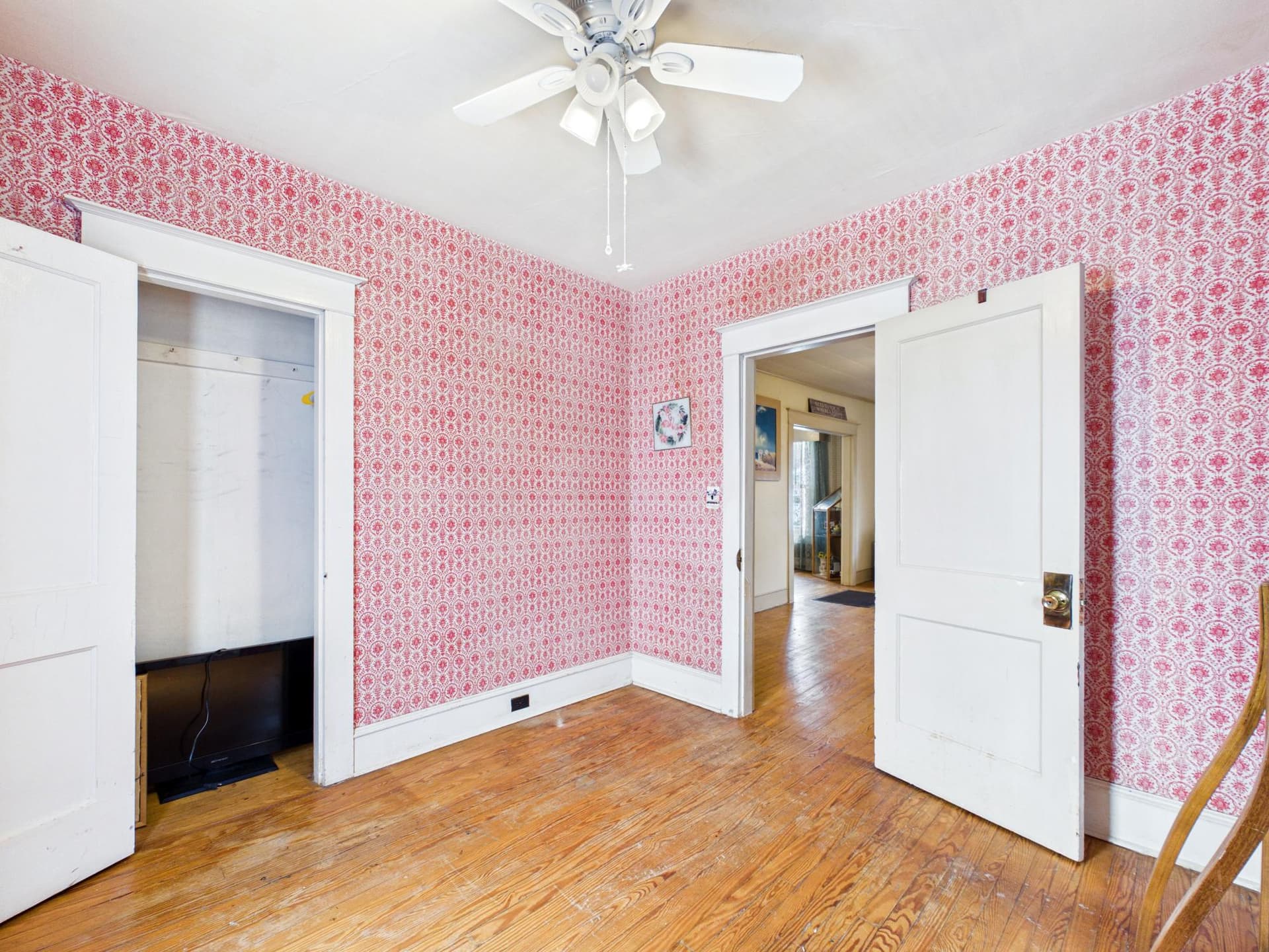 310 Lillian Street photo 23