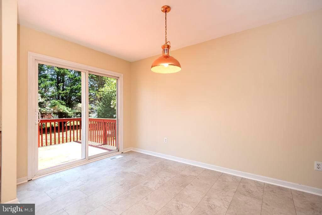 34780 Main Street photo 22