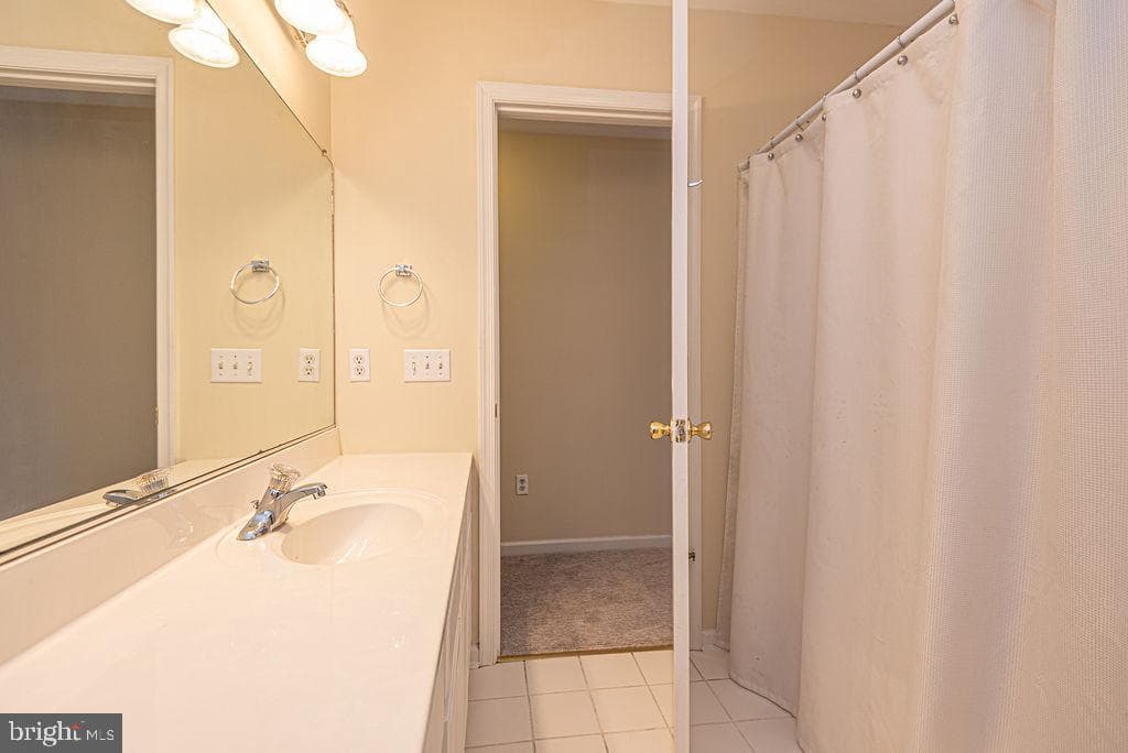 34780 Main Street photo 37