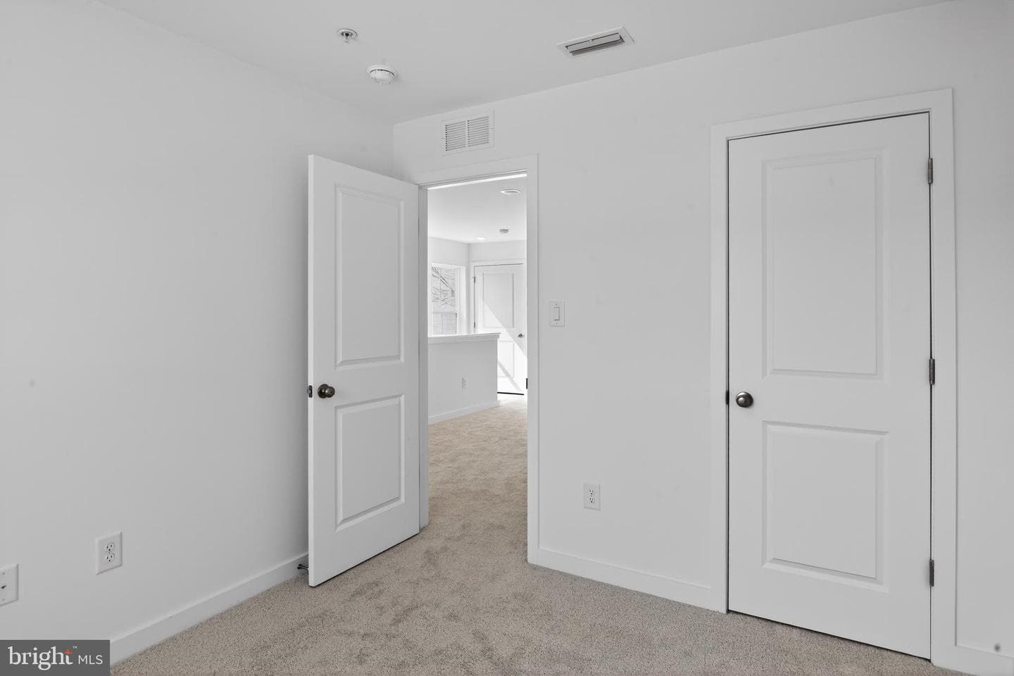 302 Clement Loop photo 19