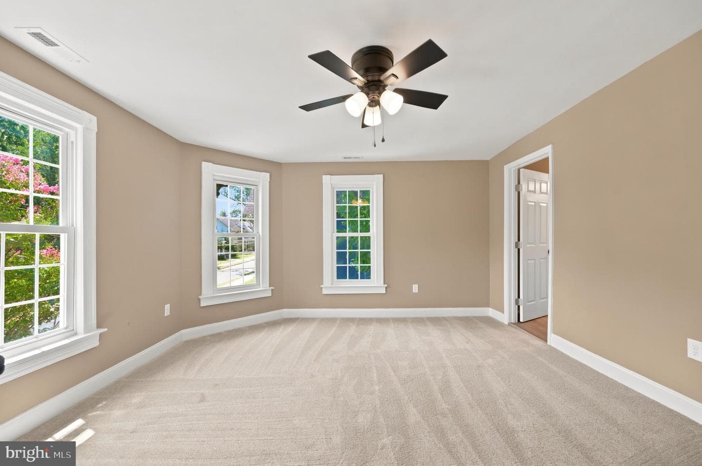 312 Park Avenue photo 16