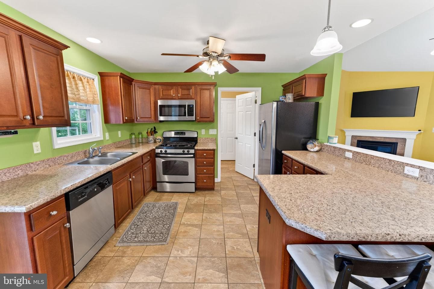 8225 Democracy Drive photo 9