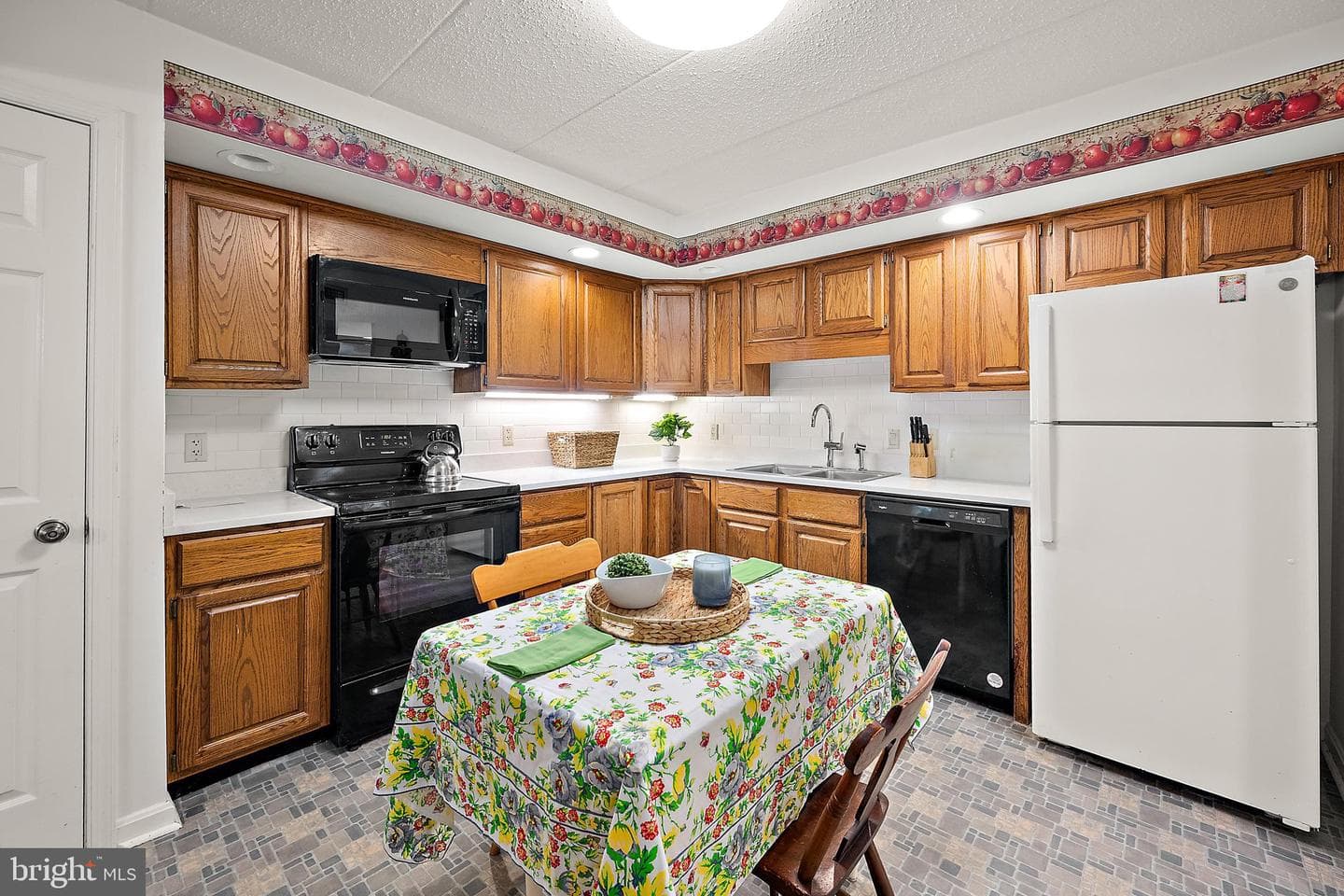 227 Canal Park Drive #305 photo 10
