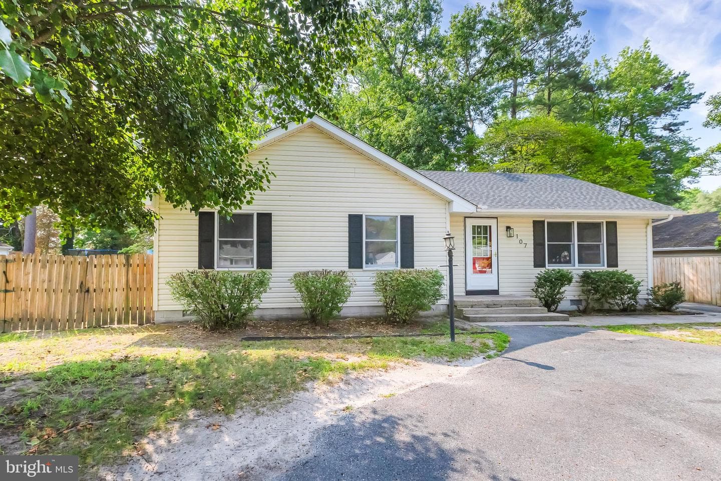 107 Walden Drive photo 32