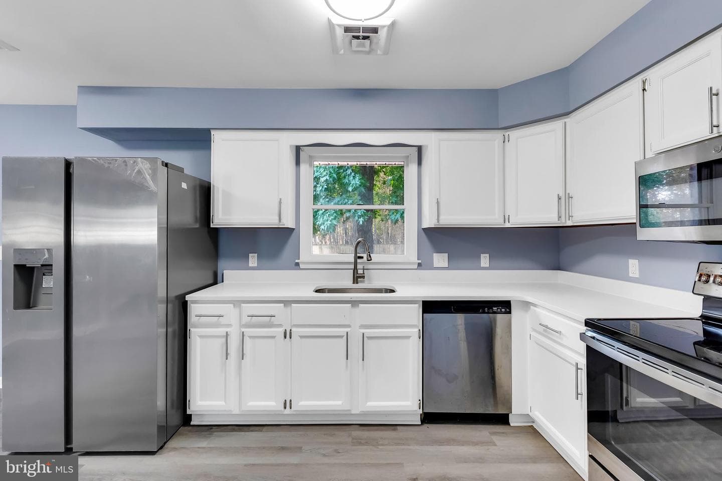 107 Walden Drive photo 9