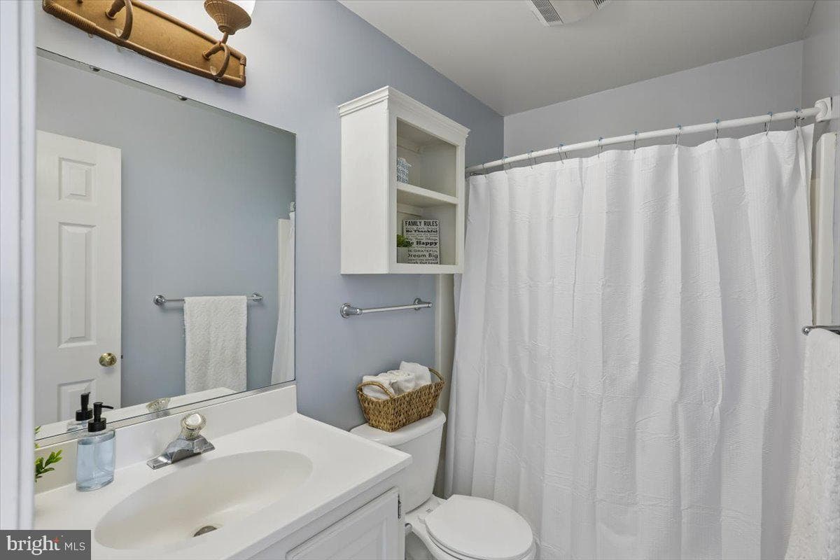 26687 Passerdyke Court photo 22