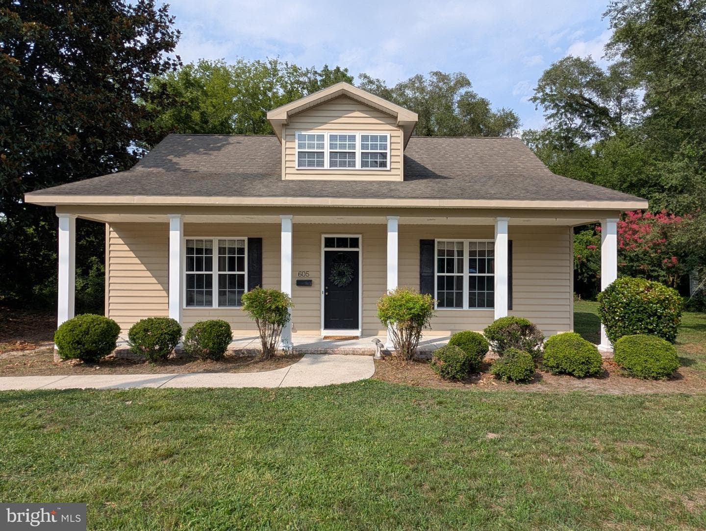 605 Ridge Road photo 1