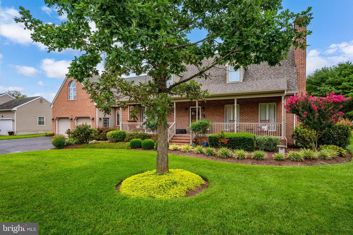9945 Sharptown Road photo 3