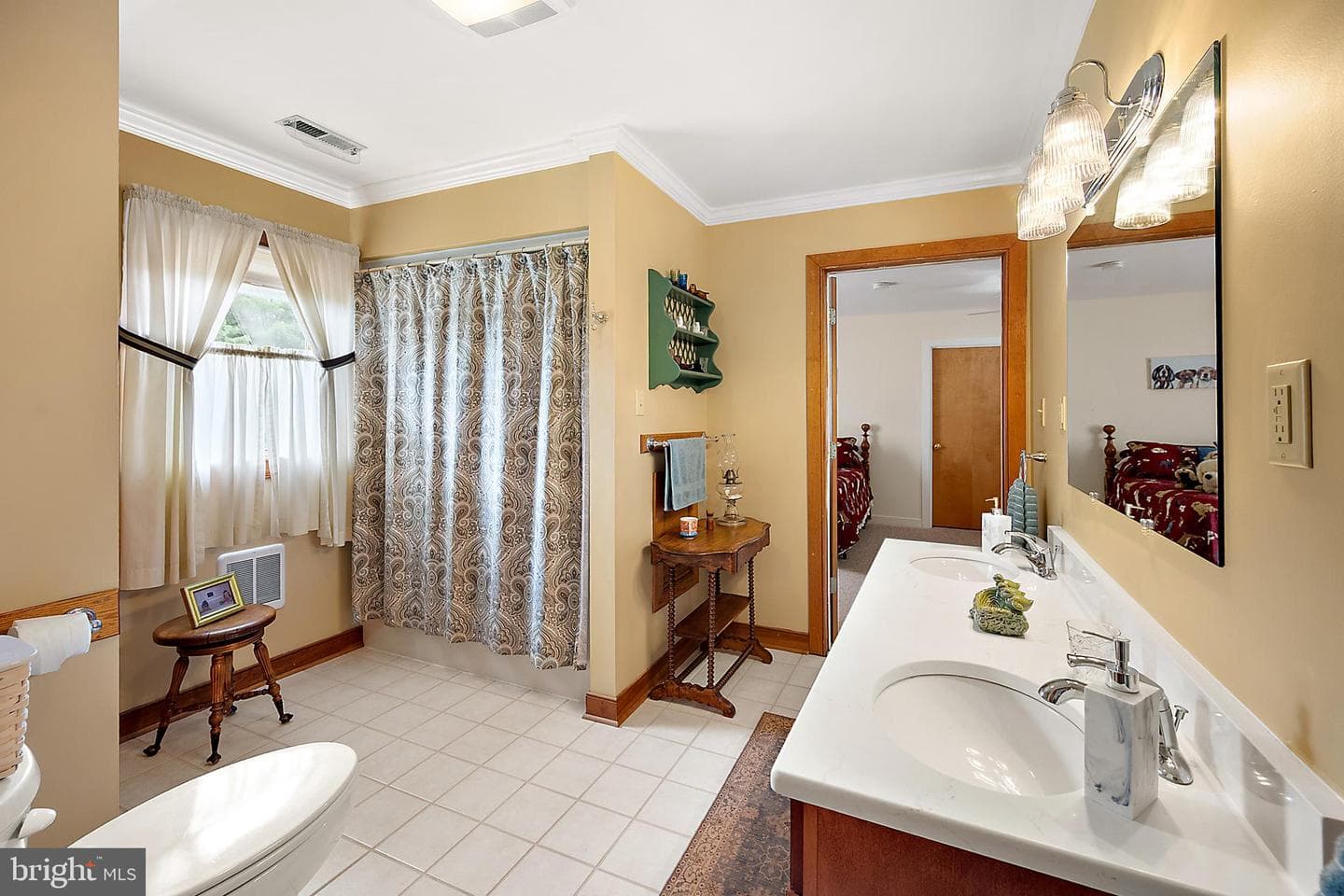 9945 Sharptown Road photo 43