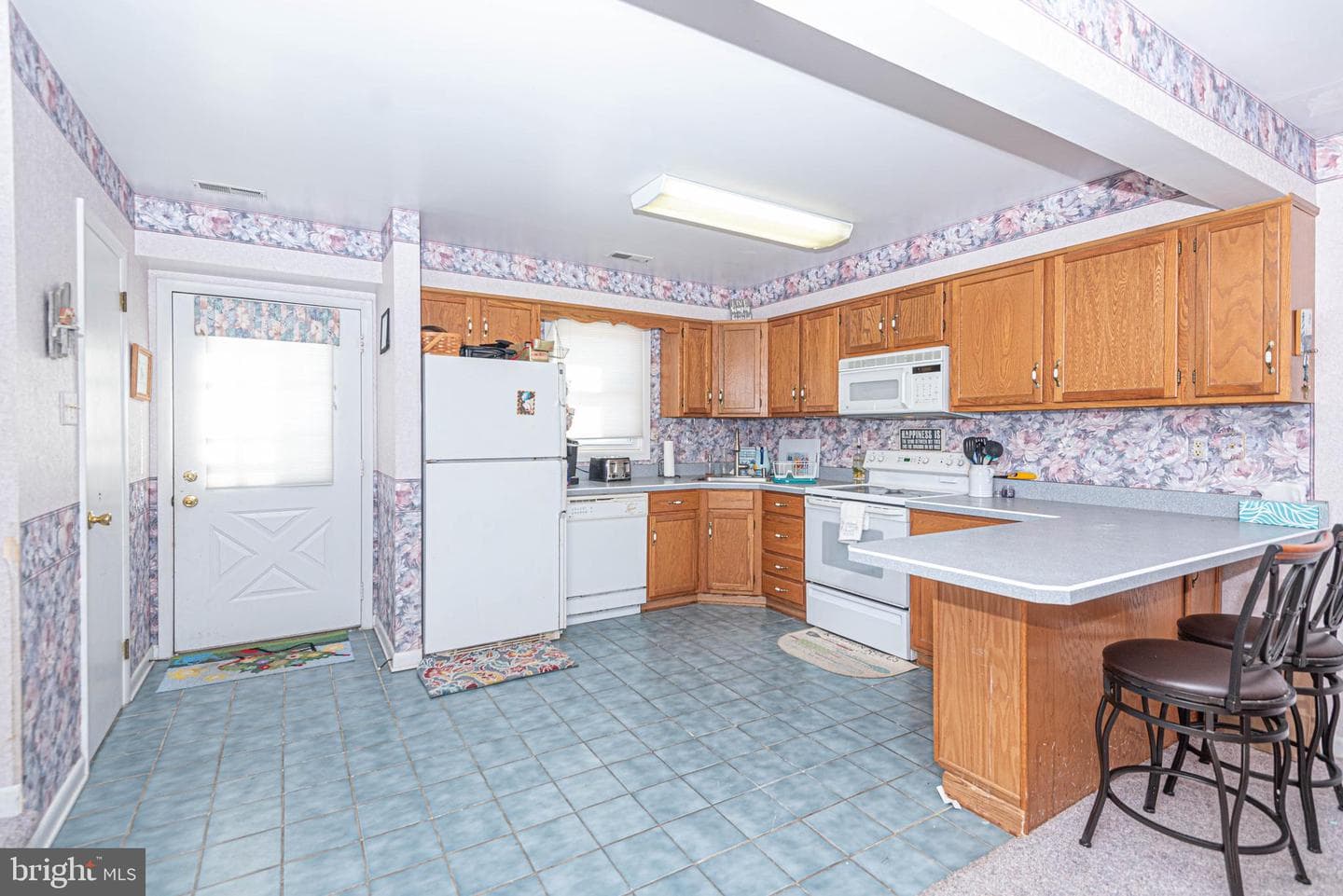 142 Captains Quarters Road photo 2