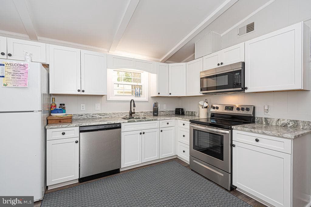 757 Ocean Parkway photo 16