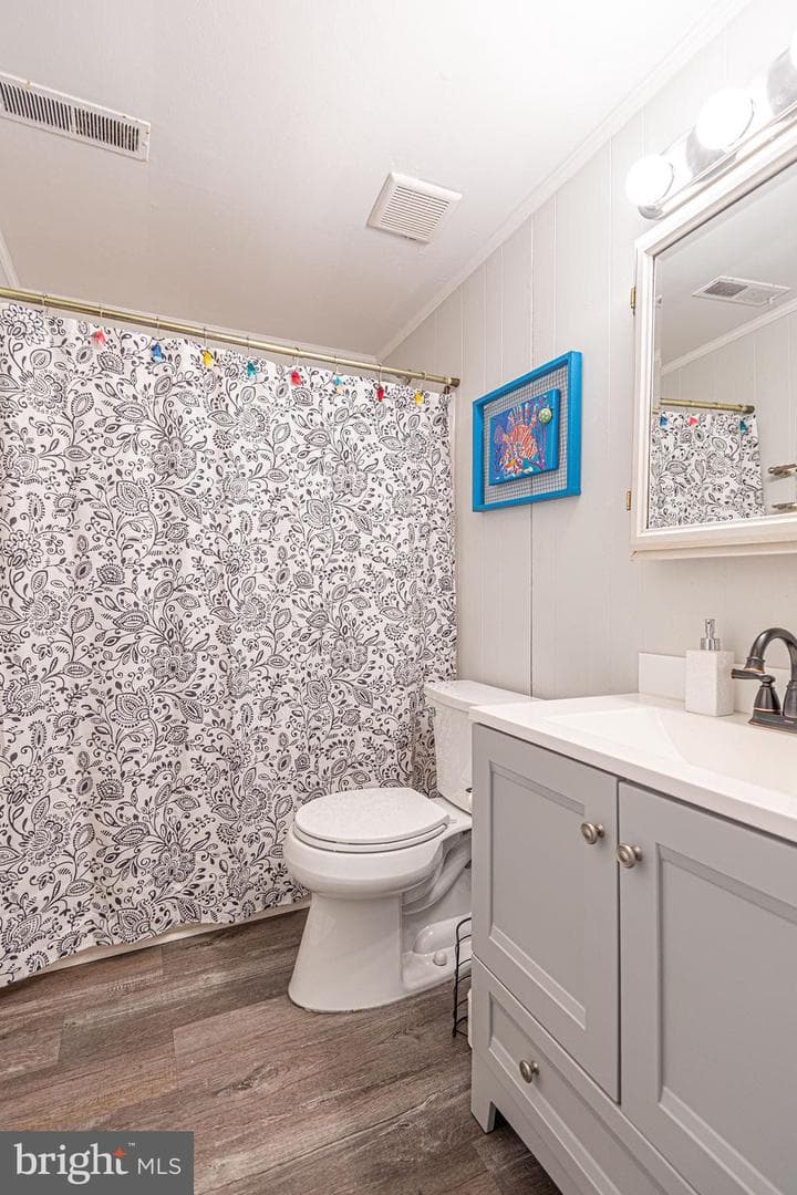 757 Ocean Parkway photo 4