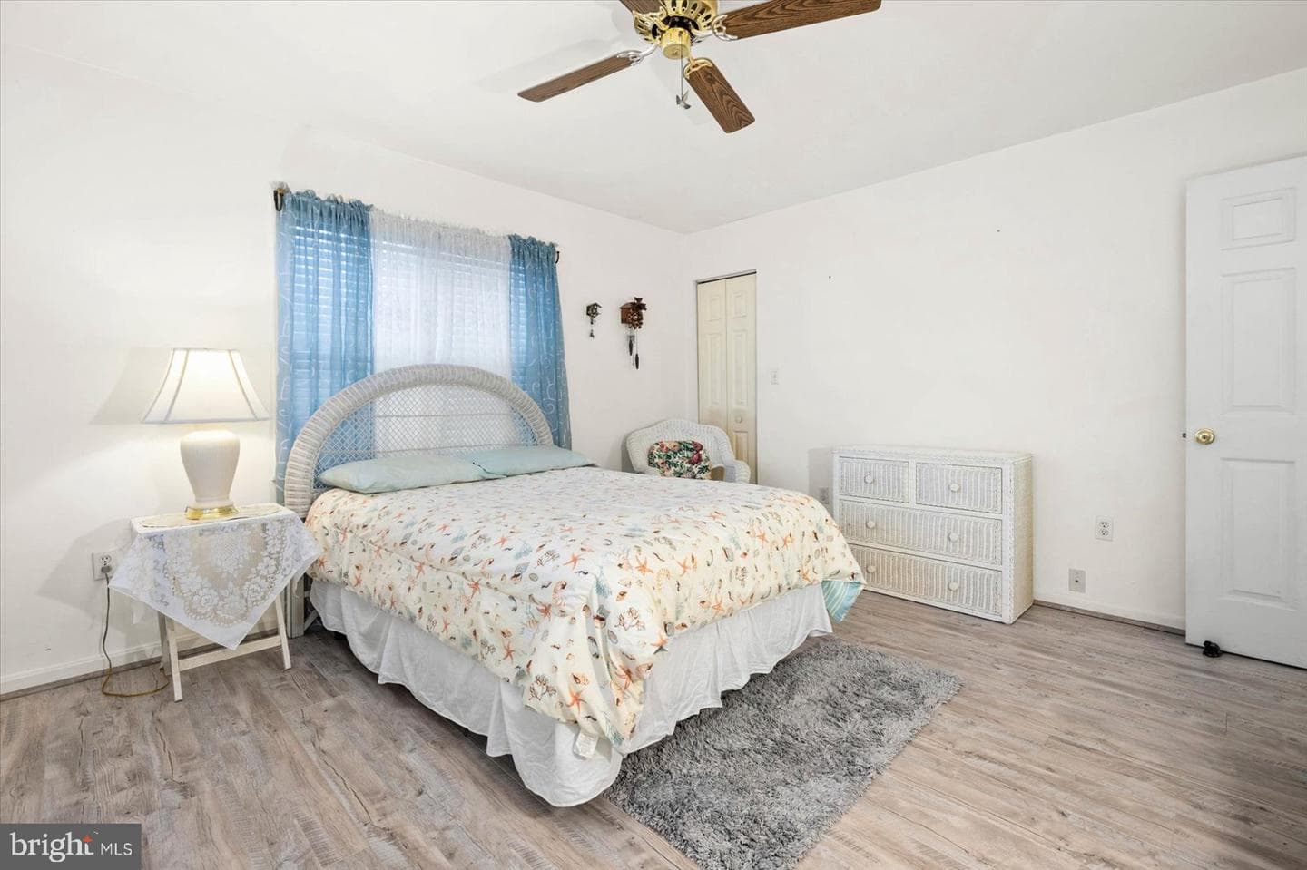 17 Essex Court photo 17